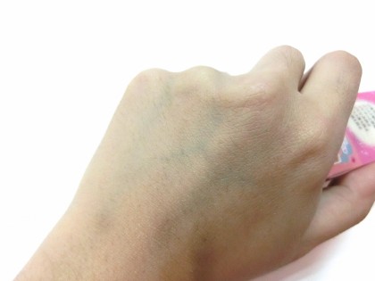 Canmake Eyelid Primer Testing