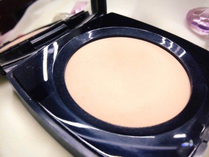 201609_hoyee_chanel-soft-pressed-powder